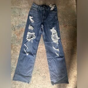 Hollister Ultra High-Rise Dad Jean 1-R